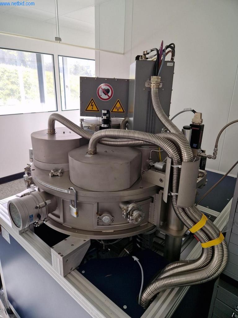 Dobrze utrzymany sprzęt laboratoryjny-4