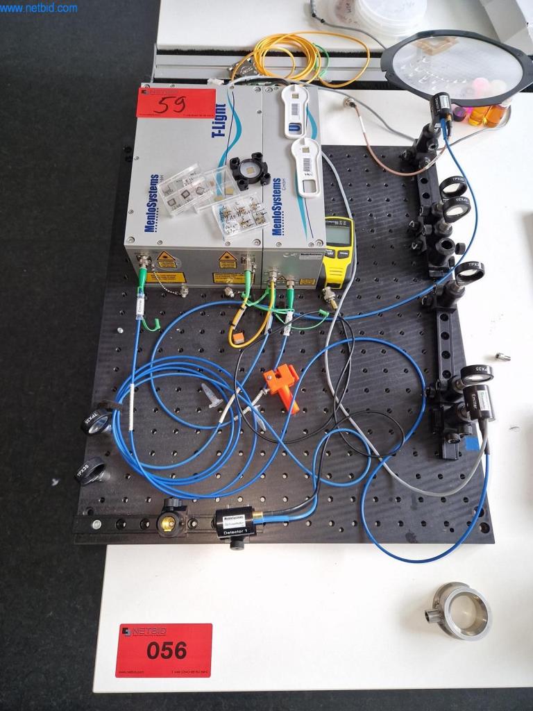 Dobrze utrzymany sprzęt laboratoryjny-1