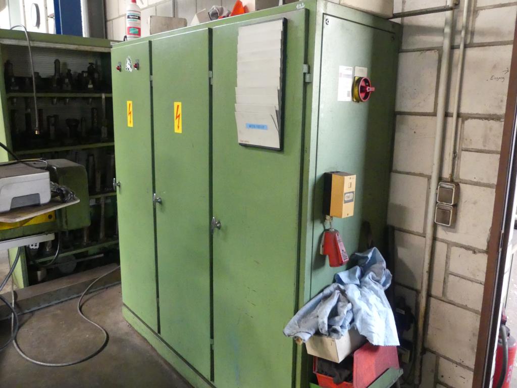 Maszyny i akcesoria oraz narzędzia z sektora inżynierii mechanicznej-24