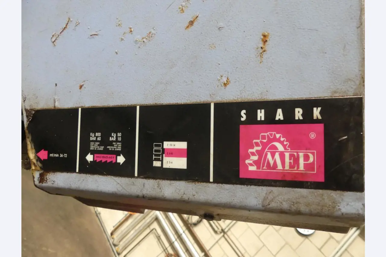 Máquinas e acessórios e ferramentas do sector da construção mecânica-3