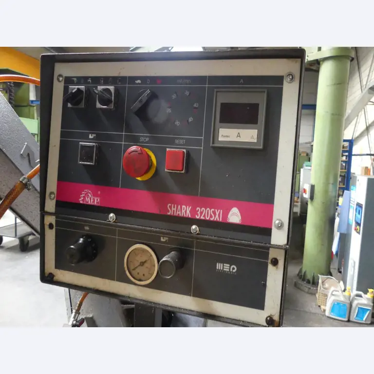 Máquinas e acessórios e ferramentas do sector da construção mecânica-6