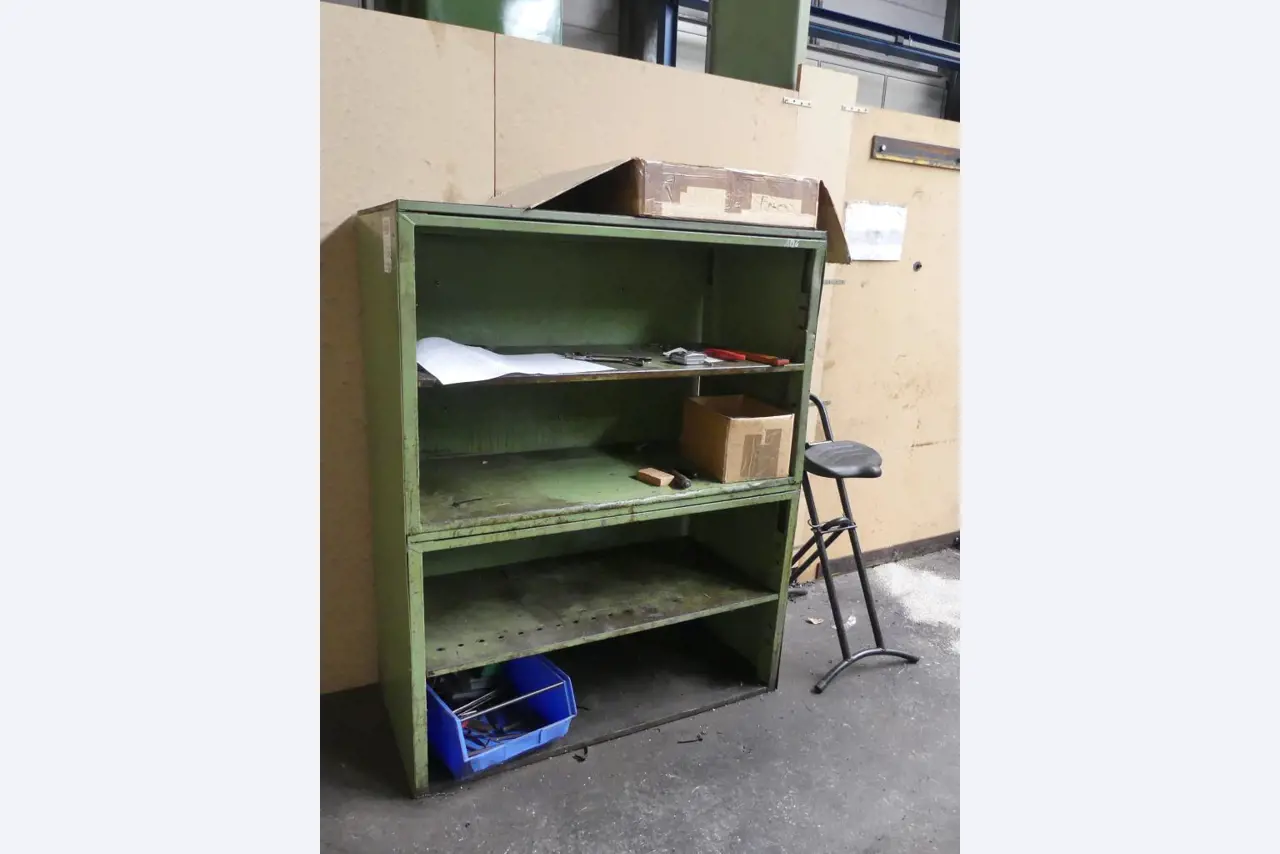 Máquinas e acessórios e ferramentas do sector da construção mecânica-9