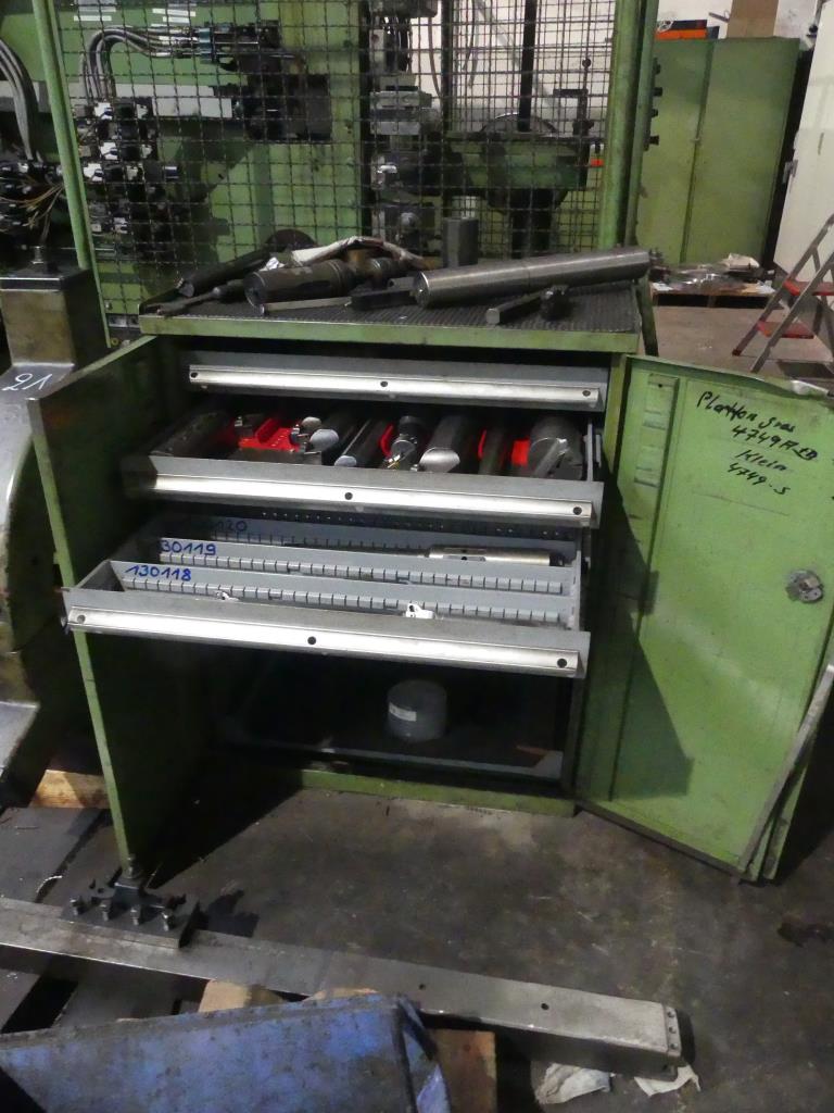 Máquinas y accesorios y herramientas del sector de la ingeniería mecánica-18