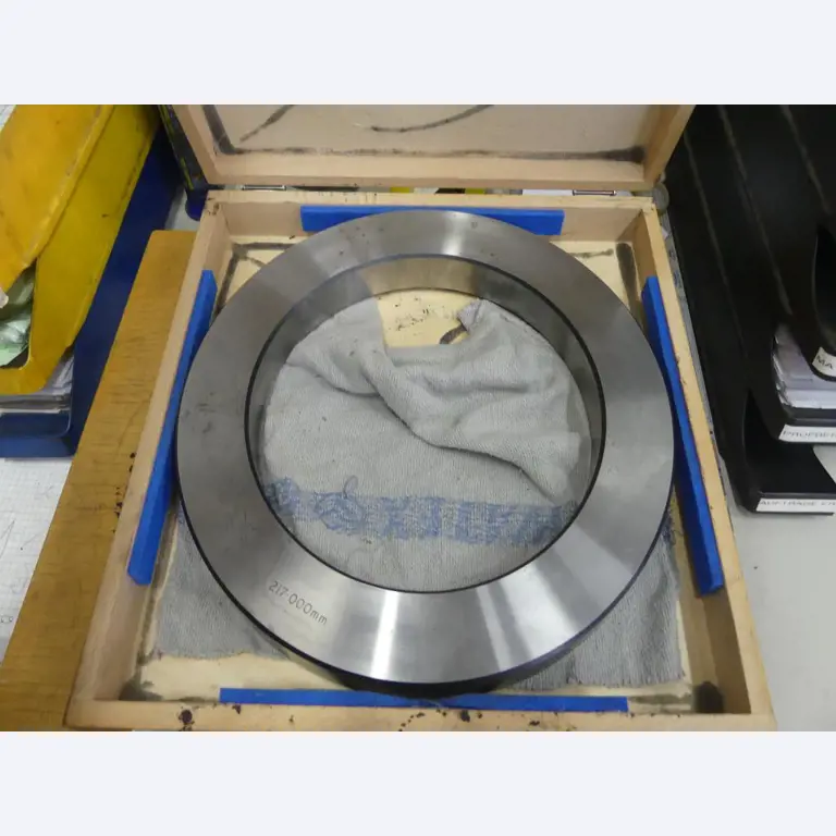 Machines et accessoires & outils de la construction mécanique-13