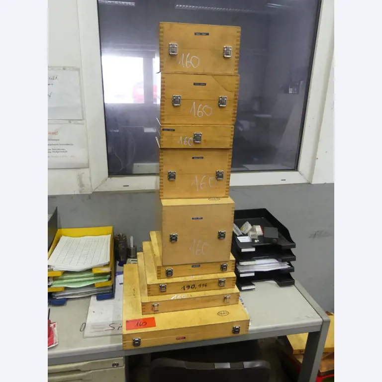 Machines et accessoires & outils de la construction mécanique-16