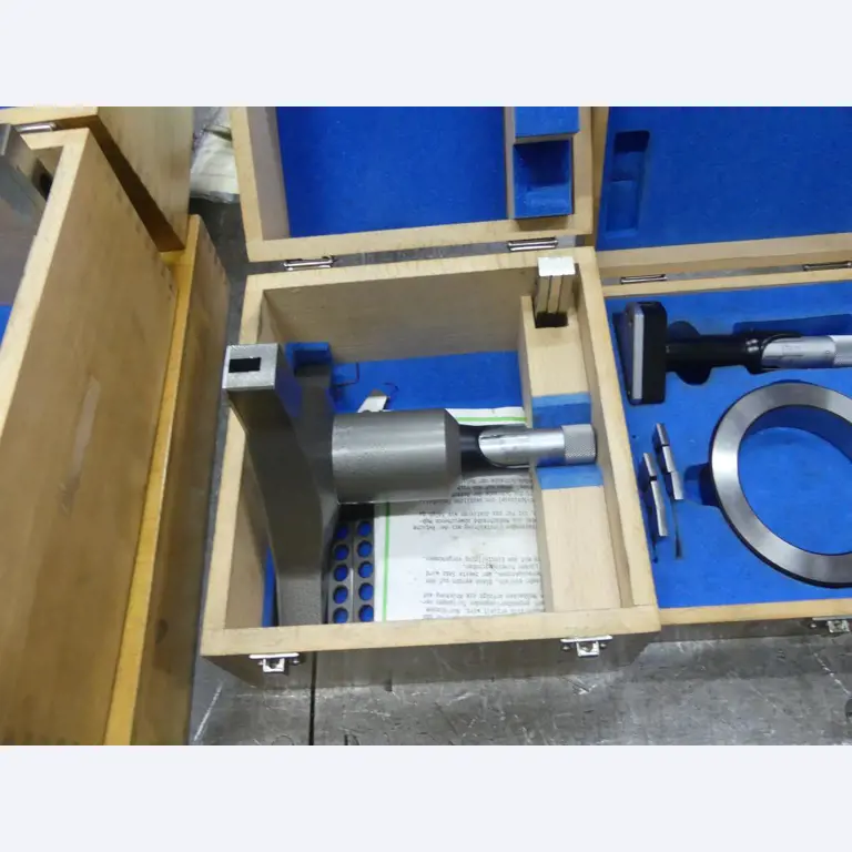 Machines et accessoires & outils de la construction mécanique-2