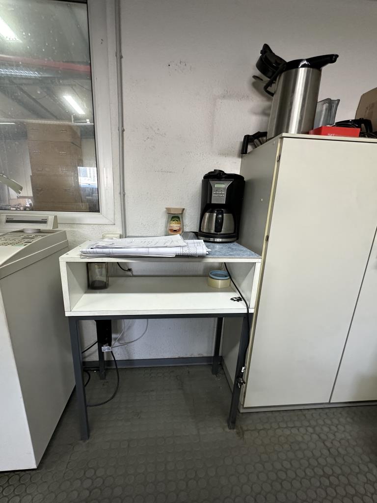 Maschinen sowie Zubehör & Werkzeug aus dem Maschinenbau-8