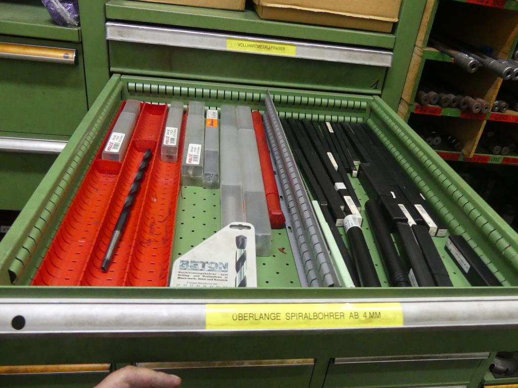 Stroji in dodatki ter orodja s področja strojništva-13