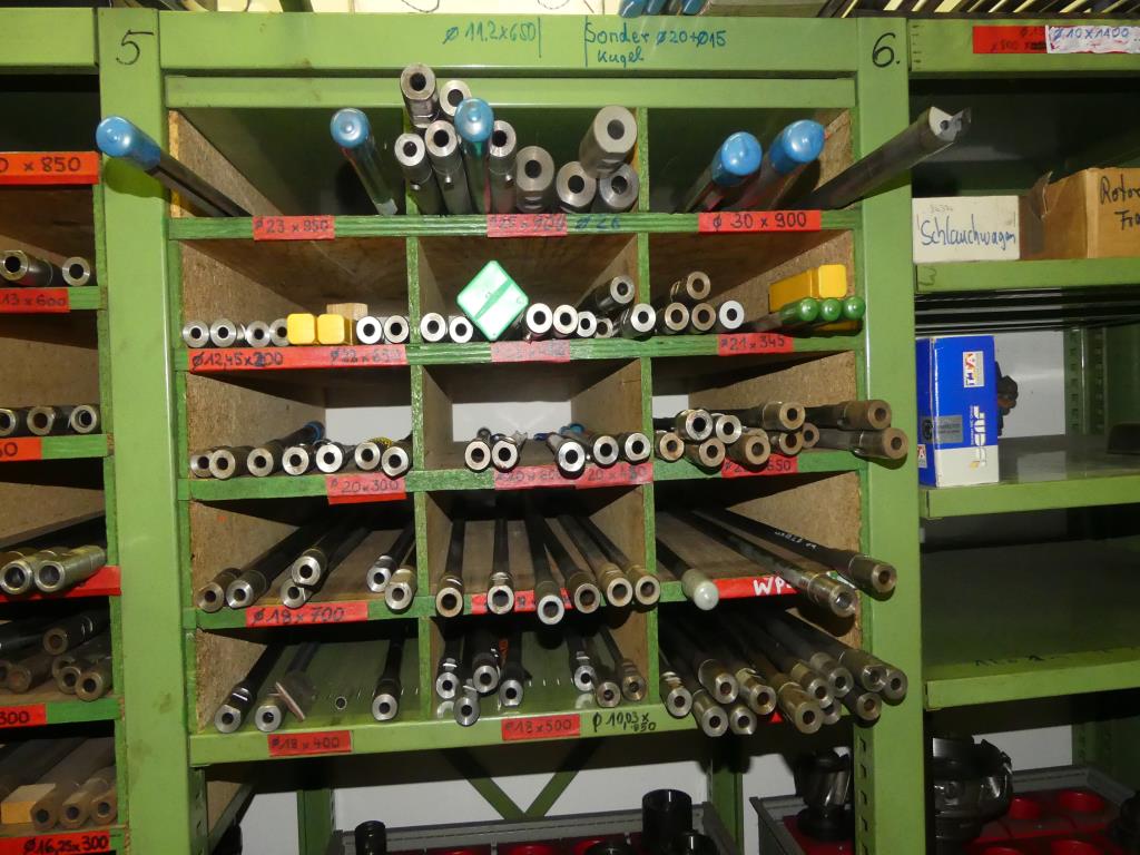 Stroji in dodatki ter orodja s področja strojništva-26