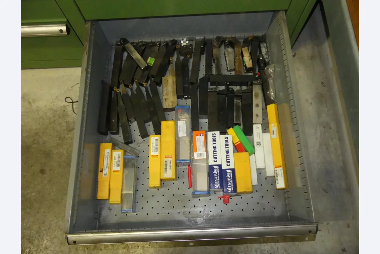 Stroji in dodatki ter orodja s področja strojništva-36