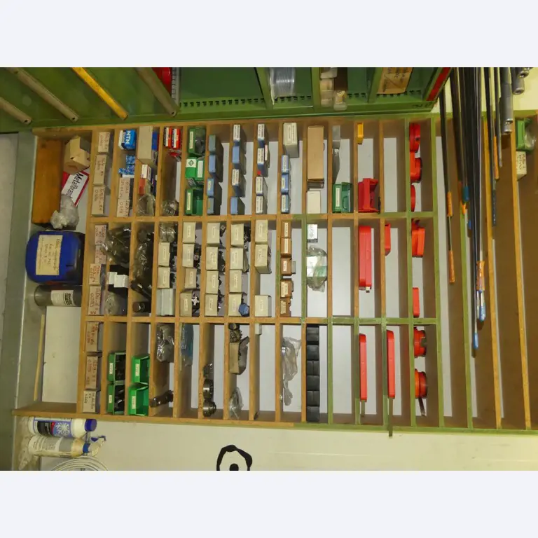 Stroji in dodatki ter orodja s področja strojništva-37