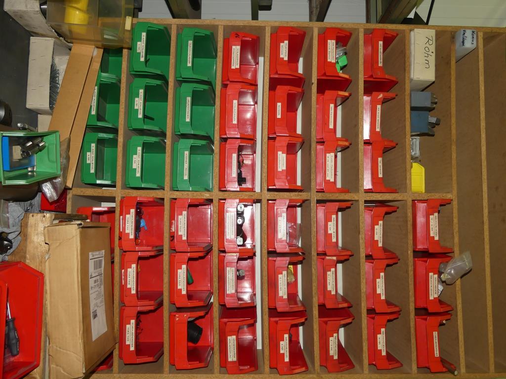 Stroji in dodatki ter orodja s področja strojništva-40