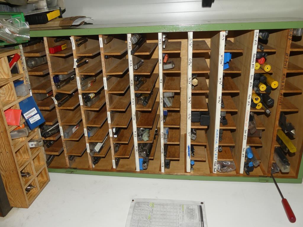 Stroji in dodatki ter orodja s področja strojništva-43