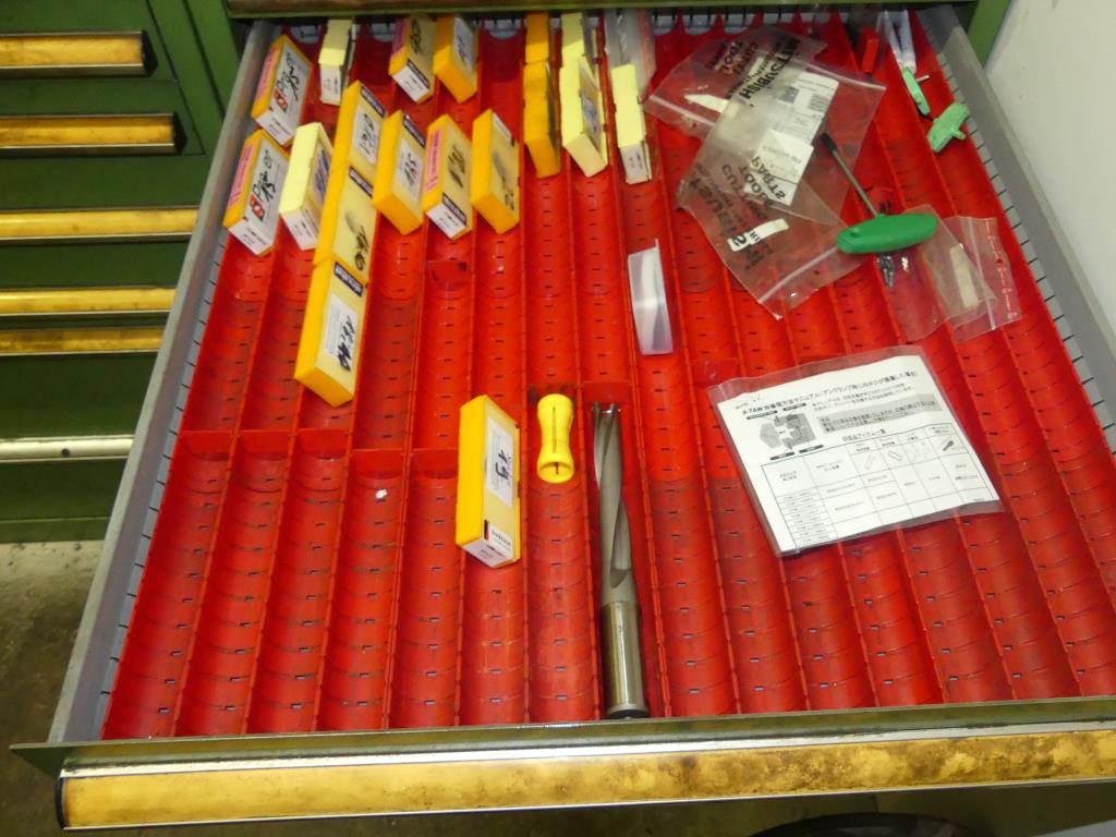 Stroji in dodatki ter orodja s področja strojništva-47