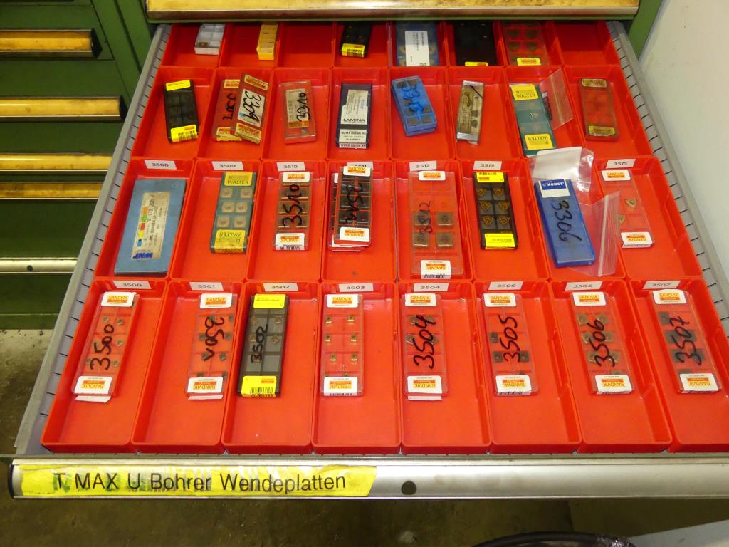 Stroji in dodatki ter orodja s področja strojništva-48