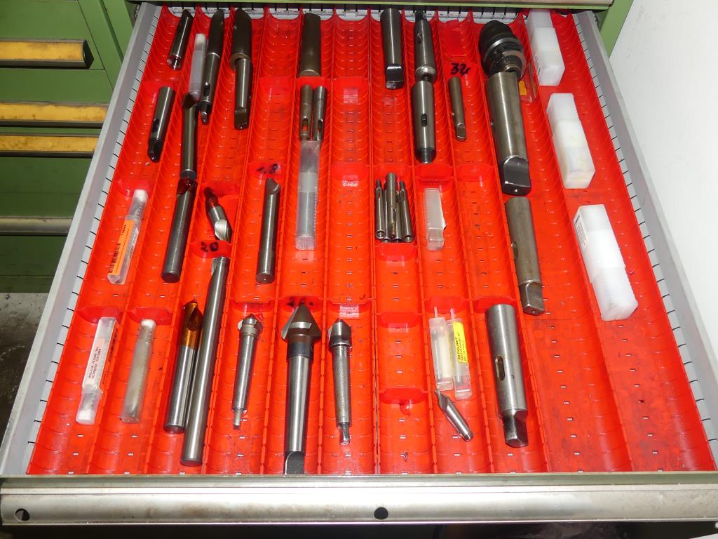 Stroji in dodatki ter orodja s področja strojništva-49