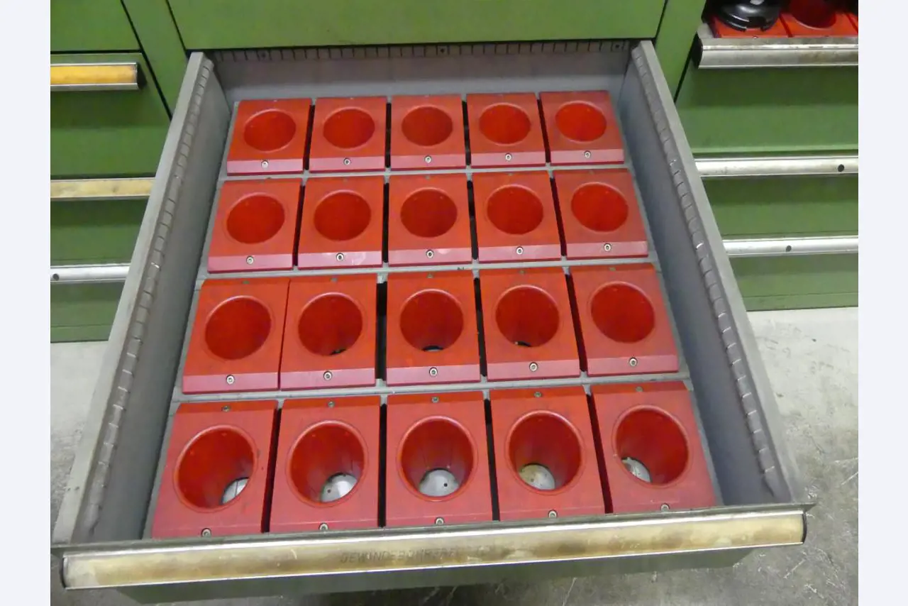 Stroji in dodatki ter orodja s področja strojništva-5