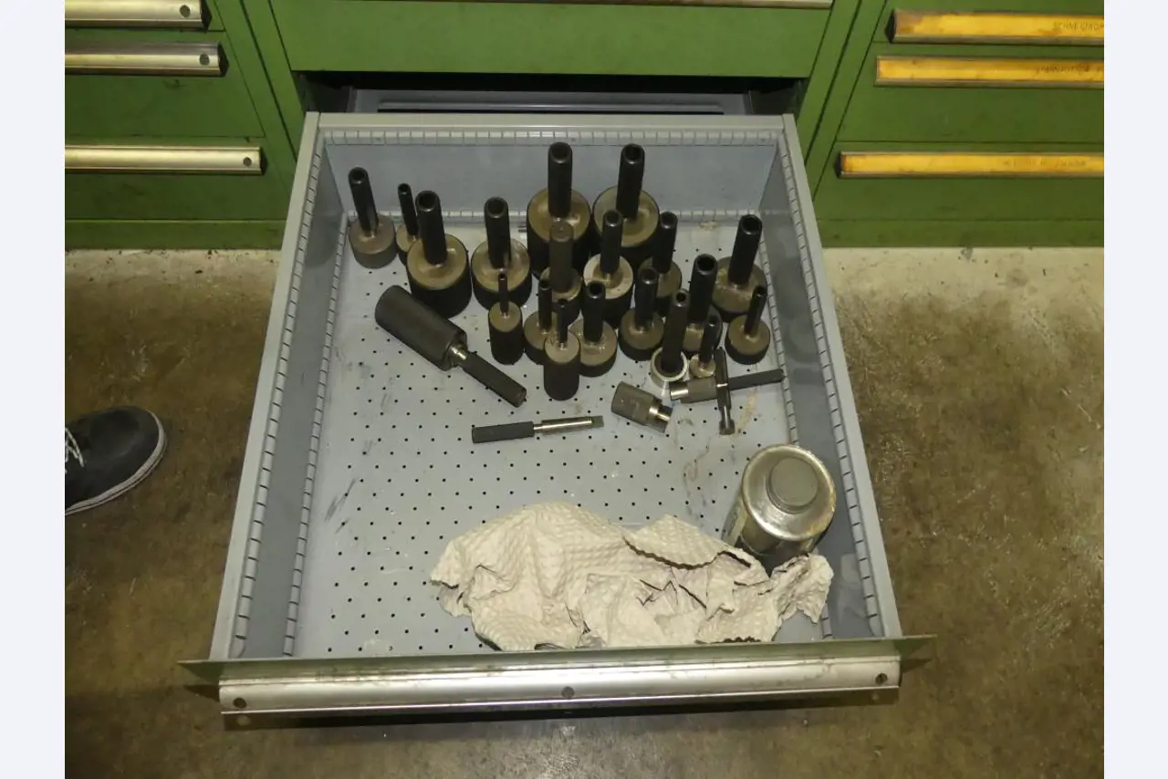 Stroji in dodatki ter orodja s področja strojništva-62