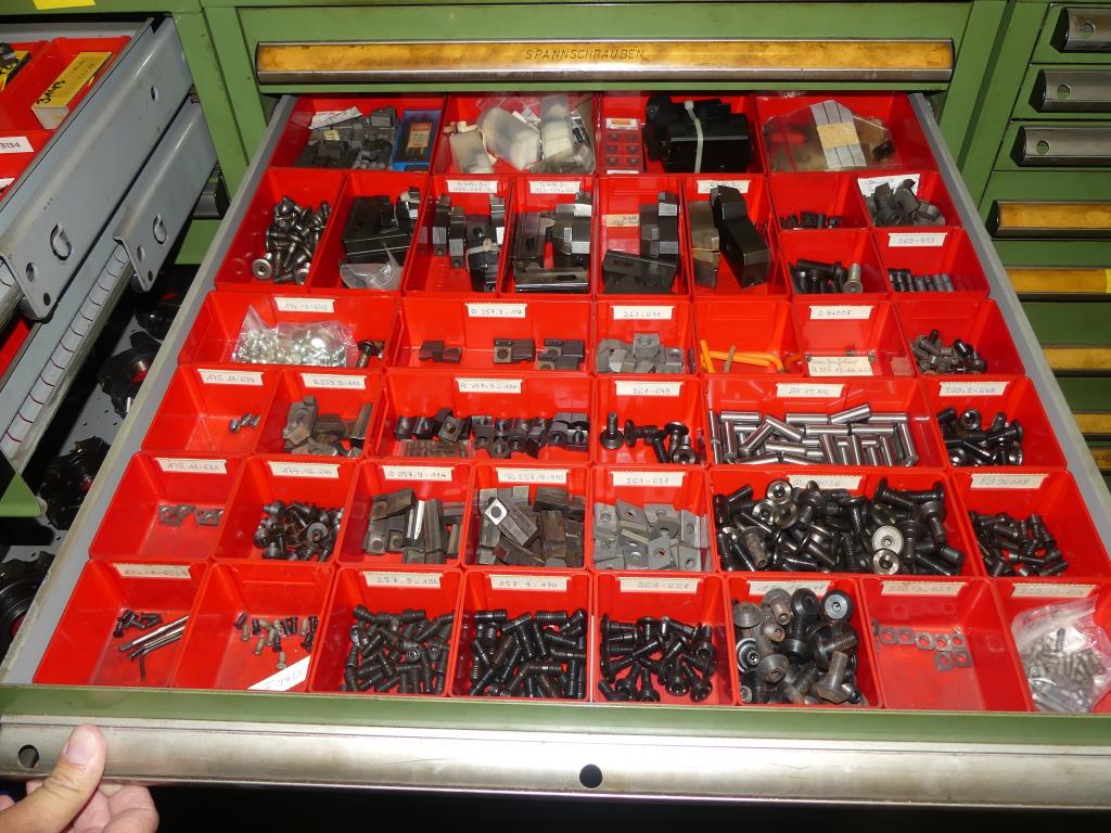 Stroji in dodatki ter orodja s področja strojništva-64