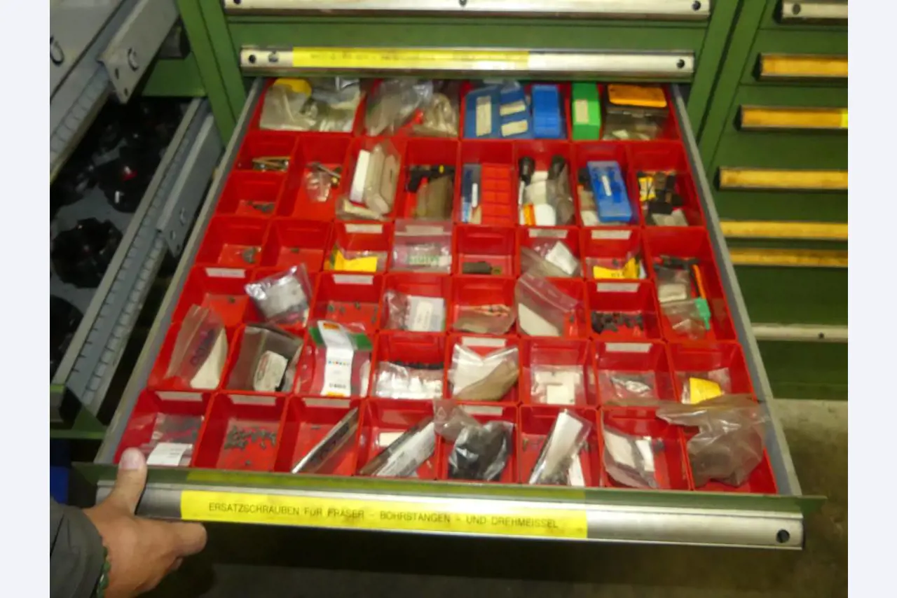 Stroji in dodatki ter orodja s področja strojništva-66