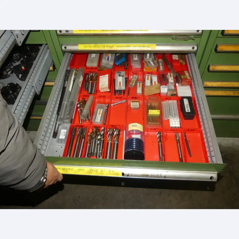 Stroji in dodatki ter orodja s področja strojništva-67