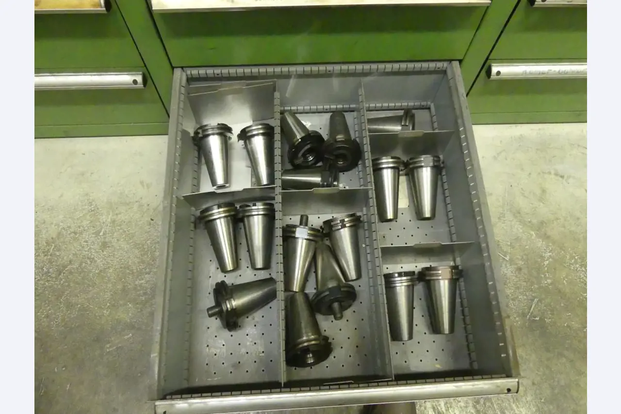 Stroji in dodatki ter orodja s področja strojništva-7