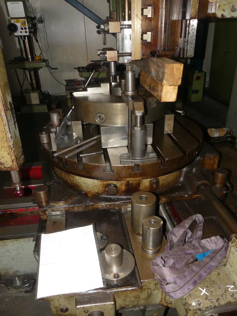 Máquinas y accesorios y herramientas del sector de la ingeniería mecánica-1