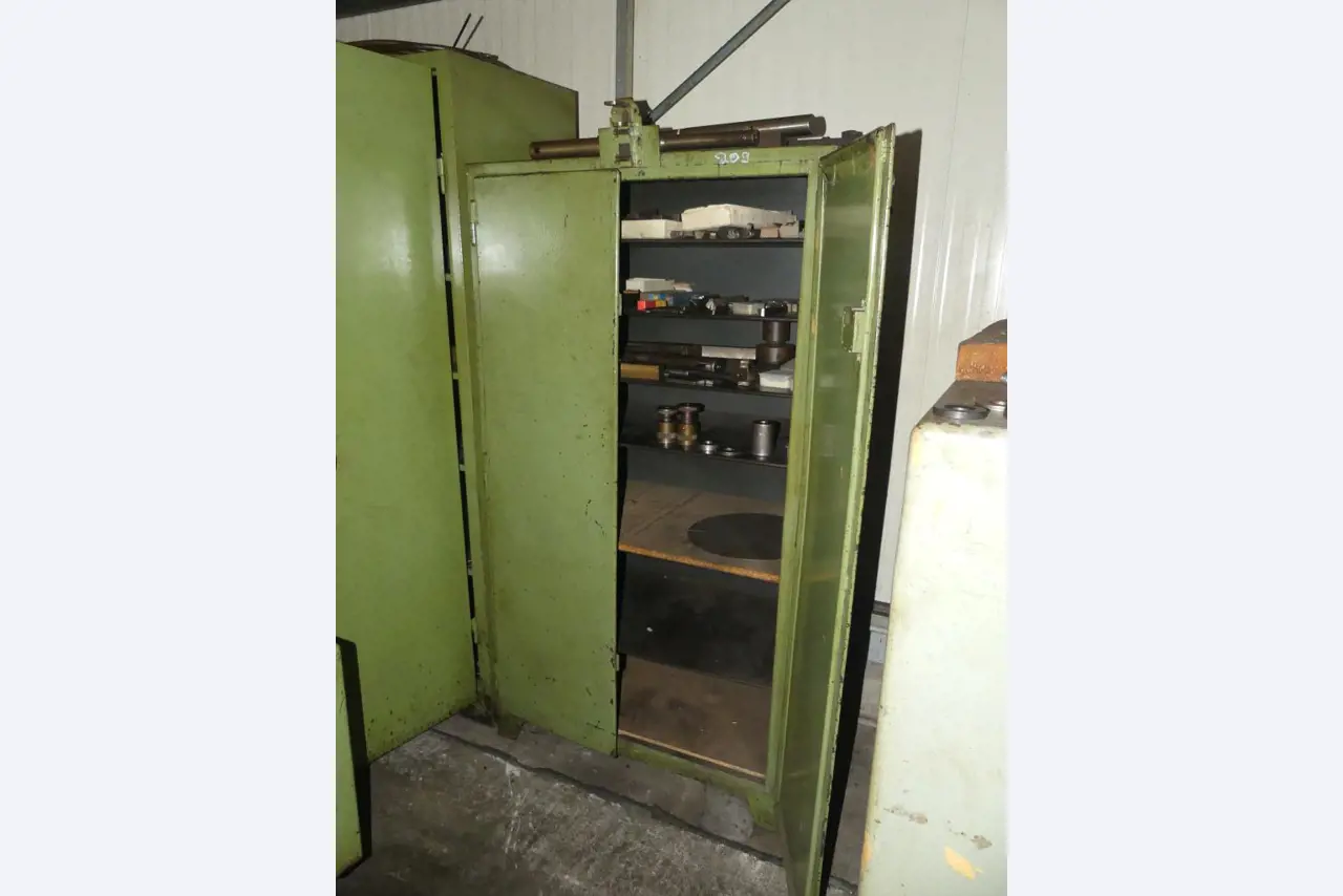 Máquinas e acessórios e ferramentas do sector da construção mecânica-4