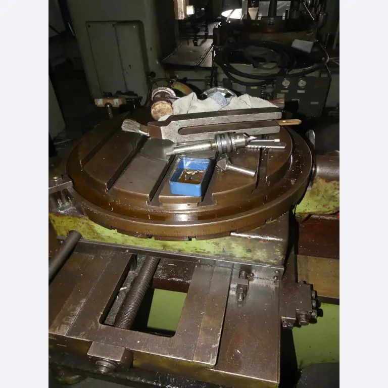 Máquinas e acessórios e ferramentas do sector da construção mecânica-9