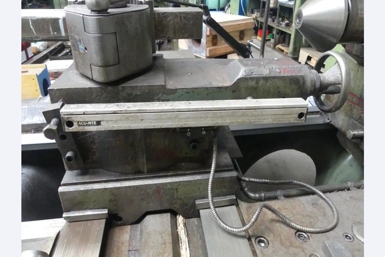 Maszyny i akcesoria oraz narzędzia z sektora inżynierii mechanicznej-12