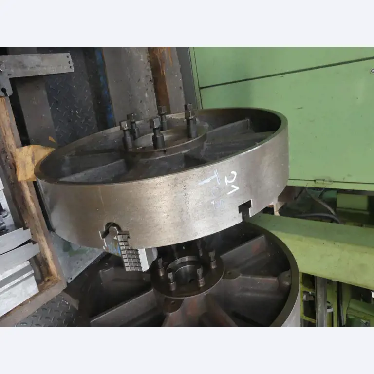 Maszyny i akcesoria oraz narzędzia z sektora inżynierii mechanicznej-16