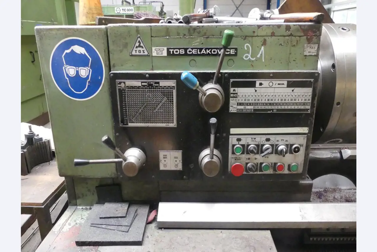 Maszyny i akcesoria oraz narzędzia z sektora inżynierii mechanicznej-2