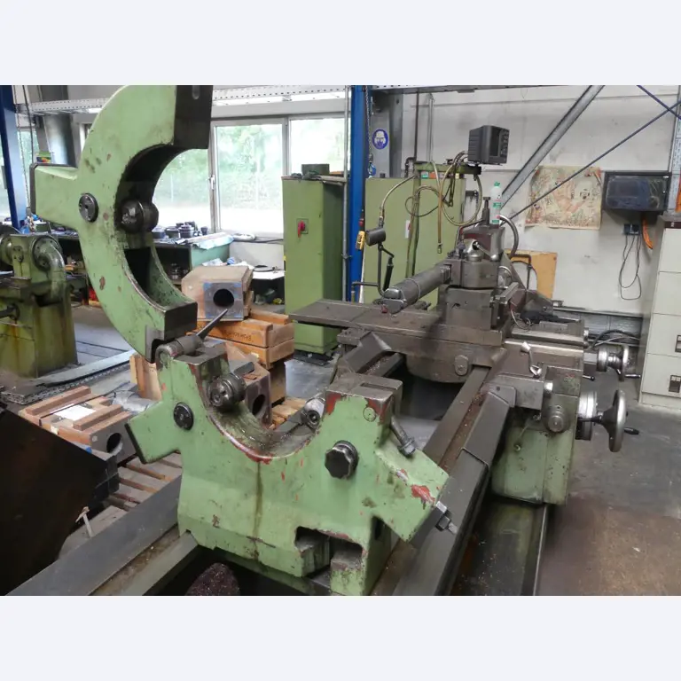 Maszyny i akcesoria oraz narzędzia z sektora inżynierii mechanicznej-4