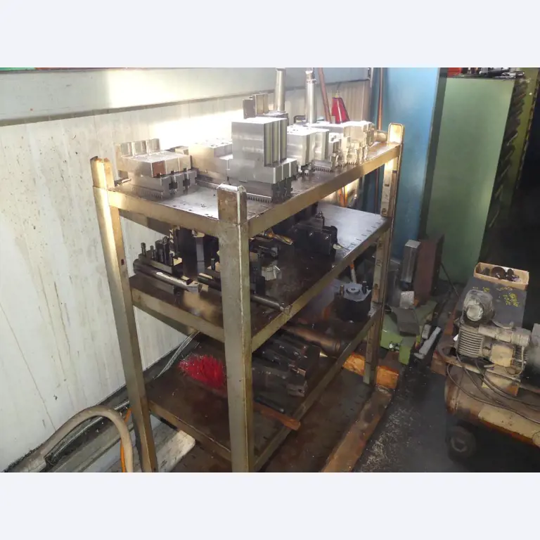 Machines et accessoires & outils de la construction mécanique-16