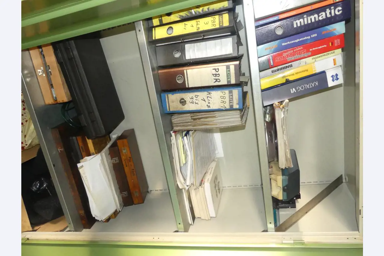 Machines et accessoires & outils de la construction mécanique-17