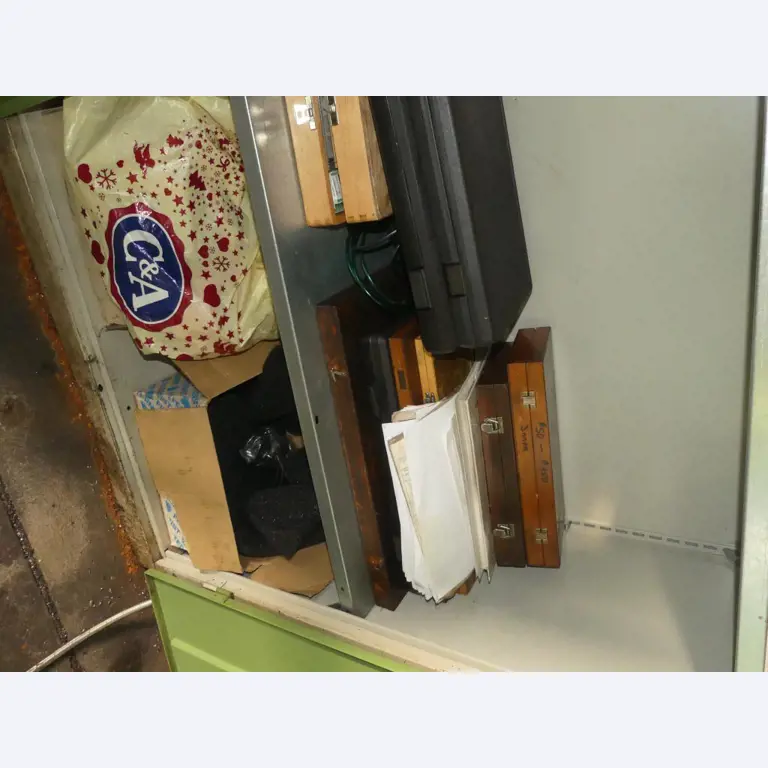 Machines et accessoires & outils de la construction mécanique-18