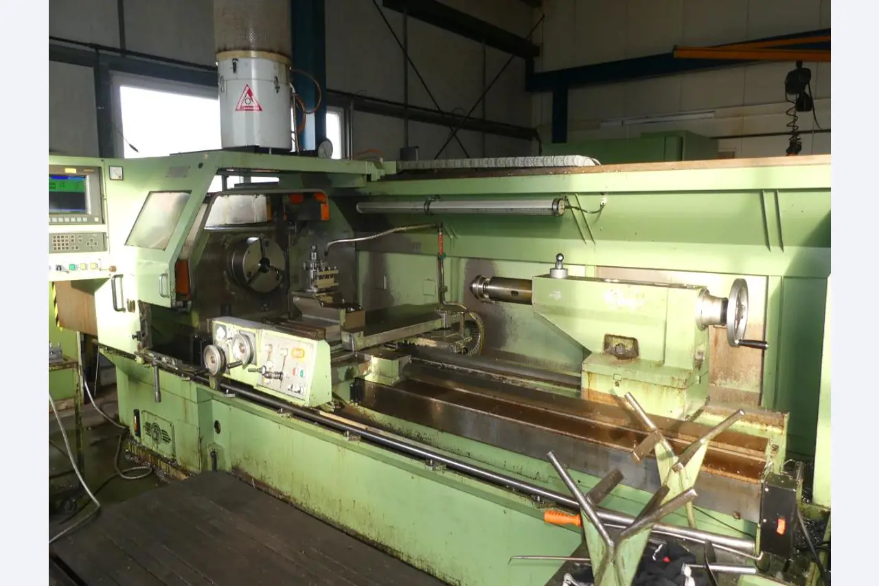 Machines et accessoires & outils de la construction mécanique-1