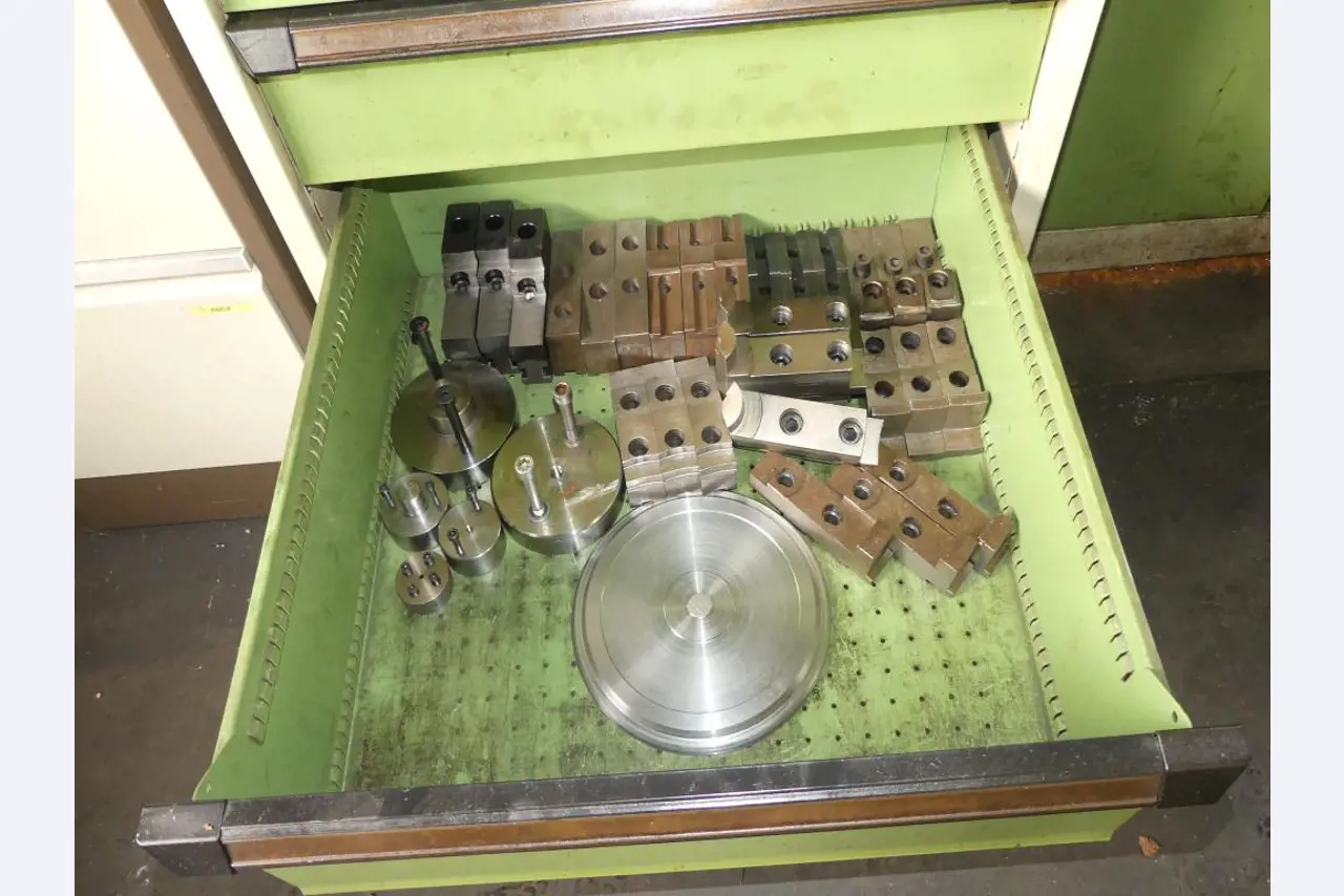 Machines et accessoires & outils de la construction mécanique-20