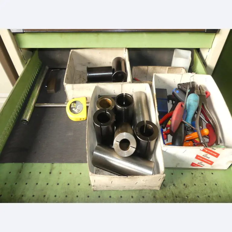 Machines et accessoires & outils de la construction mécanique-21