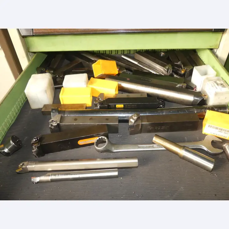 Machines et accessoires & outils de la construction mécanique-22