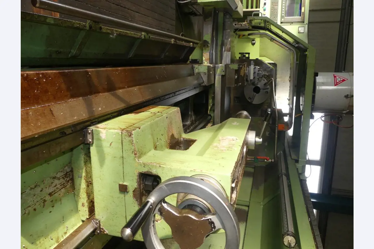 Machines et accessoires & outils de la construction mécanique-8