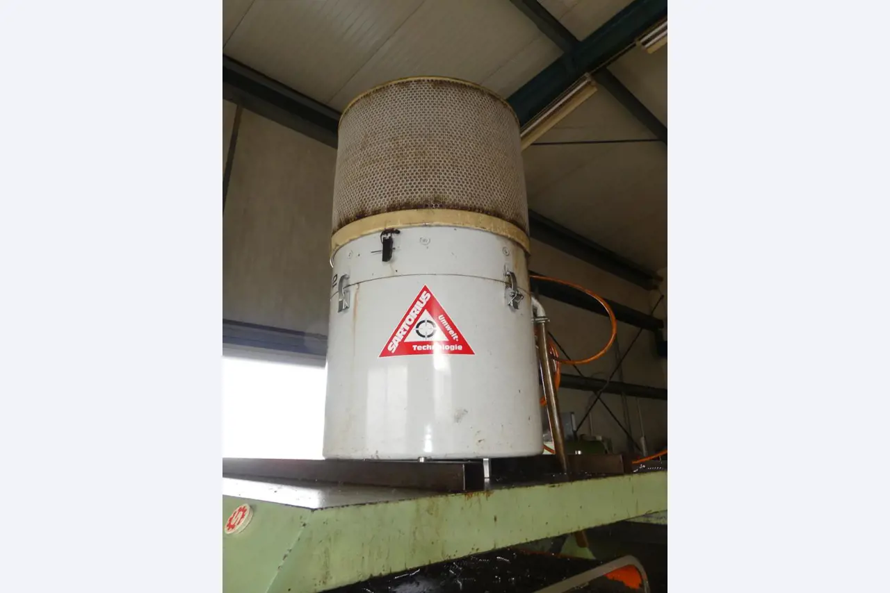 Machines et accessoires & outils de la construction mécanique-9