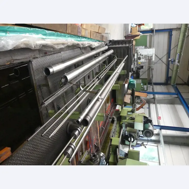 Maszyny i akcesoria oraz narzędzia z sektora inżynierii mechanicznej-11