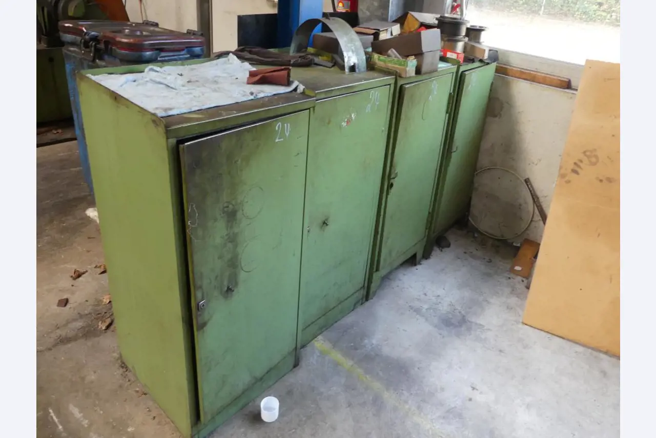 Maszyny i akcesoria oraz narzędzia z sektora inżynierii mechanicznej-26