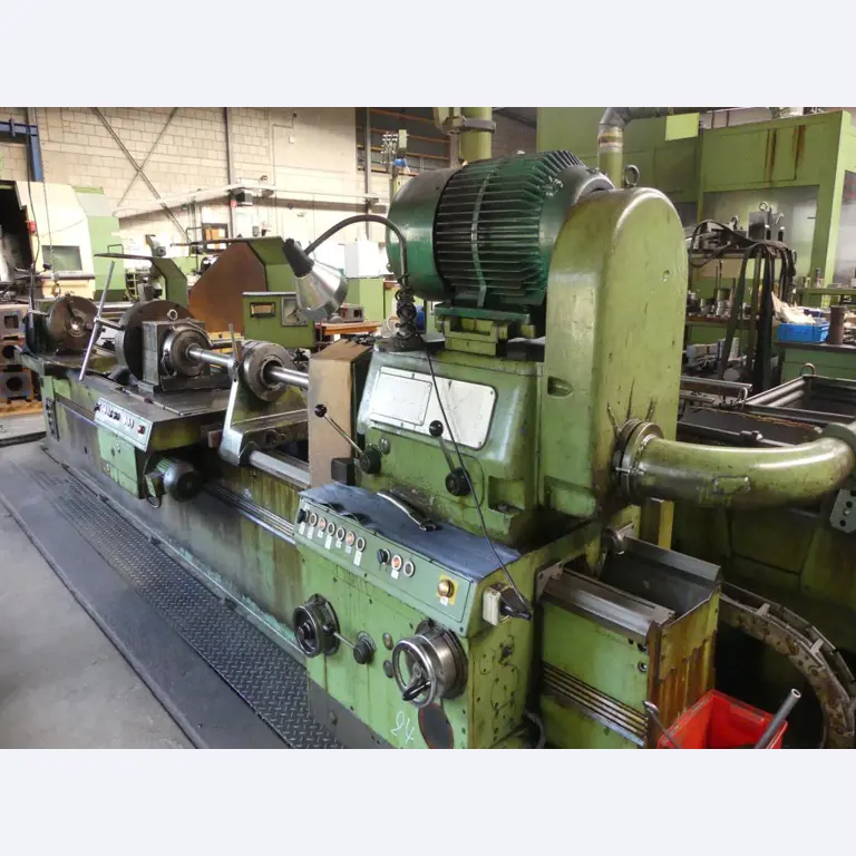 Maszyny i akcesoria oraz narzędzia z sektora inżynierii mechanicznej-1