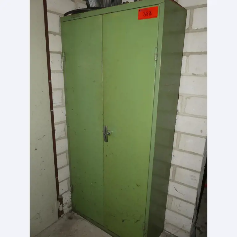 Maschinen sowie Zubehör & Werkzeug aus dem Maschinenbau-1