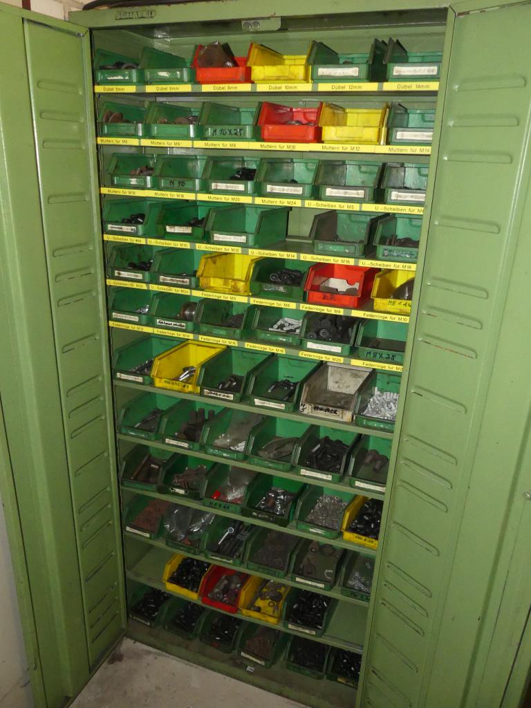 Maschinen sowie Zubehör & Werkzeug aus dem Maschinenbau-2