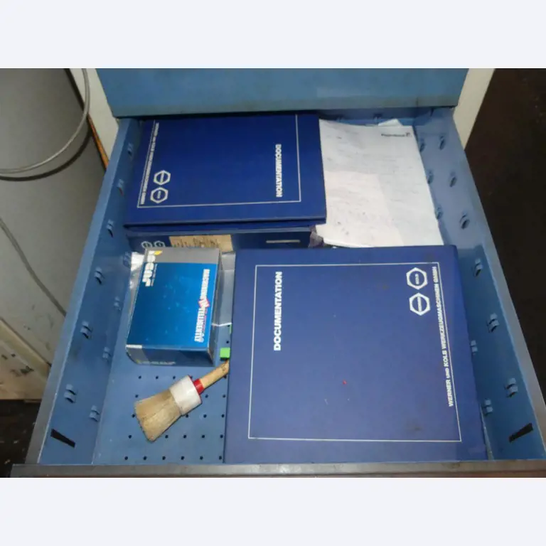 Maszyny i akcesoria oraz narzędzia z sektora inżynierii mechanicznej-22