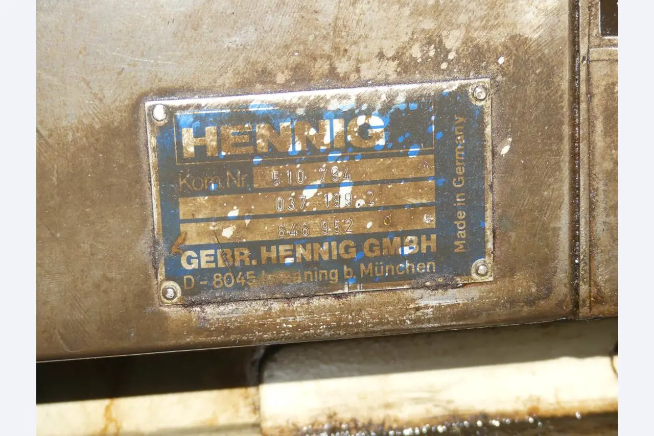 Maszyny i akcesoria oraz narzędzia z sektora inżynierii mechanicznej-3