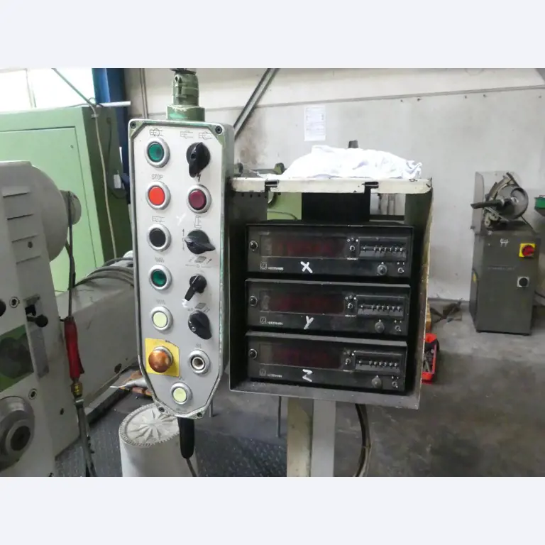 Maszyny i akcesoria oraz narzędzia z sektora inżynierii mechanicznej-4